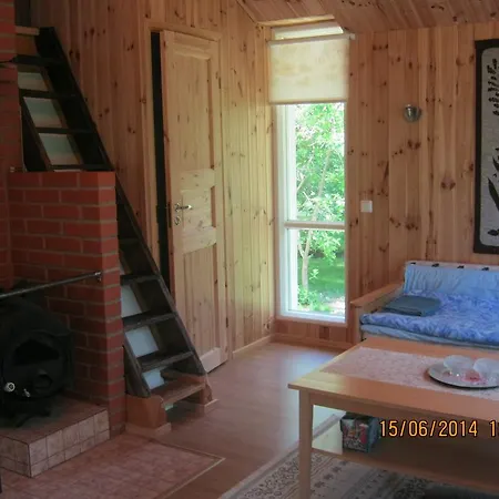 Merellinen Kalda Talu Holiday Farm Sutu
